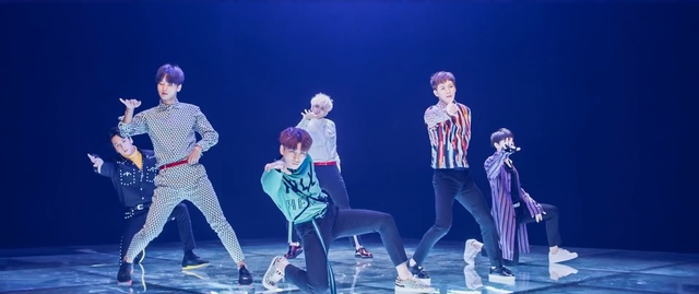 Video Reference: performance, performing arts, stage, entertainment, dancer, musical theatre, performance art, event, theatre, scene, Person