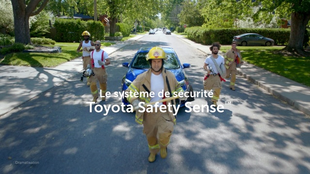 Video Reference: leisure, tree, recreation, plant, vacation, walking, fun, vehicle, tourism, adventure