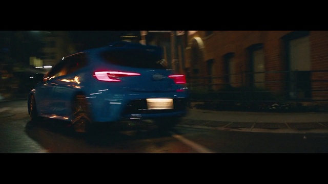 Video Reference: Land vehicle, Vehicle, Car, Personal luxury car, Automotive design, Luxury vehicle, Performance car, Bmw, Automotive lighting, Bmw m6