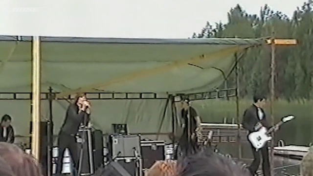 Video Reference: mammal, mode of transport, structure, recreation, outdoor structure, Person