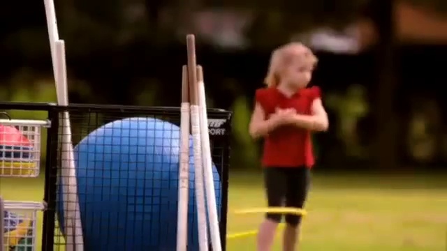 Video Reference: Net, Sports, Ball, Sports equipment, Player, Play, Soccer ball, Ball game, Team sport, Games