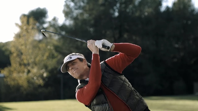 Video Reference: golfer, golf, professional golfer, outdoor recreation, golf equipment, recreation, hickory golf, golf club, individual sports, tree, Person