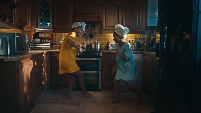 Video Reference: snapshot, darkness, night, midnight, screenshot