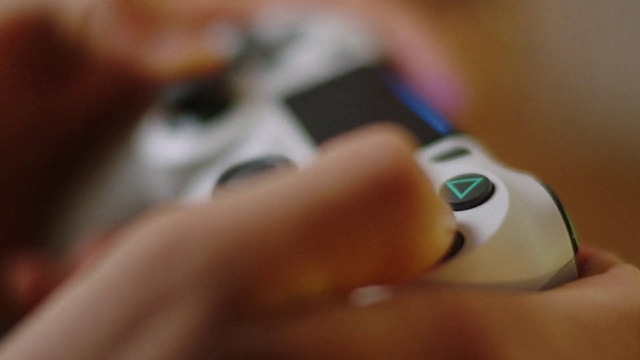 Video Reference: Finger, Hand, Nail, Close-up, Technology, Electronic device, Photography, Gadget, Electronics, Camera