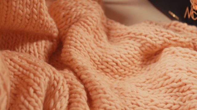 Video Reference: wool, woolen, knitting, close up, crochet, thread, pattern, Person