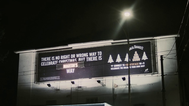 Video Reference: Advertising, Sport venue, Night