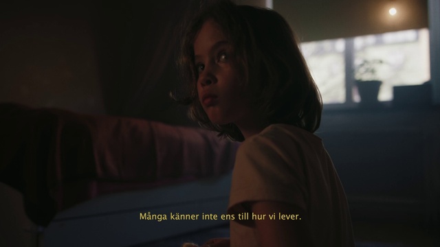 Video Reference: Mouth, Flash photography, Eyelash, Gesture, Midnight, Comfort, Fun, Darkness, Happy, Child