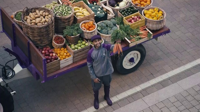 Video Reference: Food, Tire, Plant, Natural foods, Selling, Wheel, Fruit, Whole food, Greengrocer, Hawker