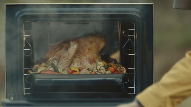 Video Reference: Food, Ingredient, Recipe, Cuisine, Cooking, Kitchen appliance, Gas, Dish, Meat, Comfort food