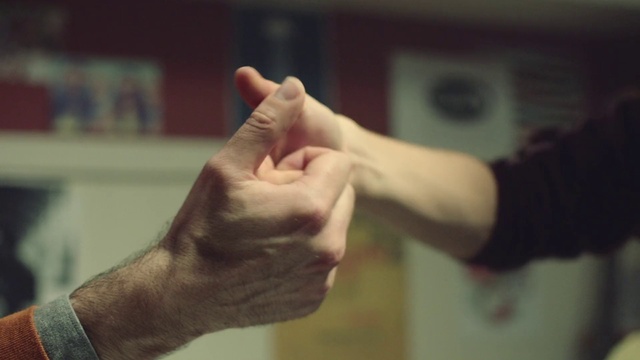 Video Reference: Hand, Gesture, Finger, Thumb, Wrist, Sign language, Nail, Elbow, Wrinkle, Event