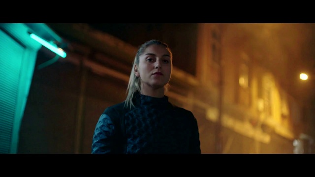 Video Reference: Flash photography, Entertainment, Street fashion, Fun, Electric blue, Darkness, Event, Formal wear, Midnight, Room