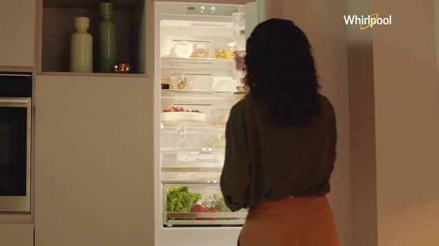 Video Reference: Sleeve, Plant, Shelf, Shelving, Event, T-shirt, Room, Fashion design, Waist, Font