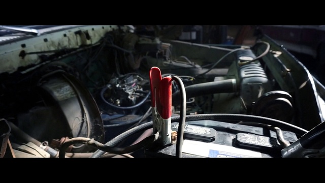 Video Reference: Vehicle, Hood, Car, Automotive lighting, Motor vehicle, Automotive design, Steering wheel, Steering part, Personal luxury car, Automotive exterior