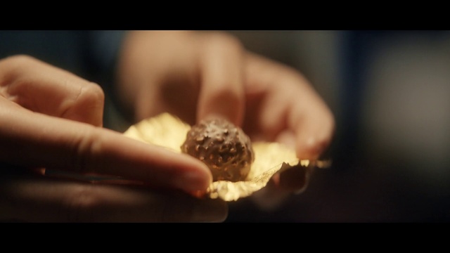 Video Reference: Food, Hand, Ingredient, Recipe, Finger, Cuisine, Baked goods, Dish, Nail, Thumb