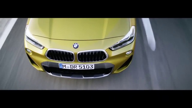 Video Reference: Vehicle registration plate, Vehicle, Car, Grille, Automotive lighting, Hood, Motor vehicle, Automotive design, Automotive tire, Headlamp