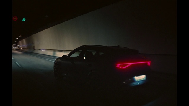 Video Reference: Wheel, Automotive tail & brake light, Vehicle, Car, Automotive lighting, Hood, Automotive design, Tire, Automotive mirror, Automotive exterior