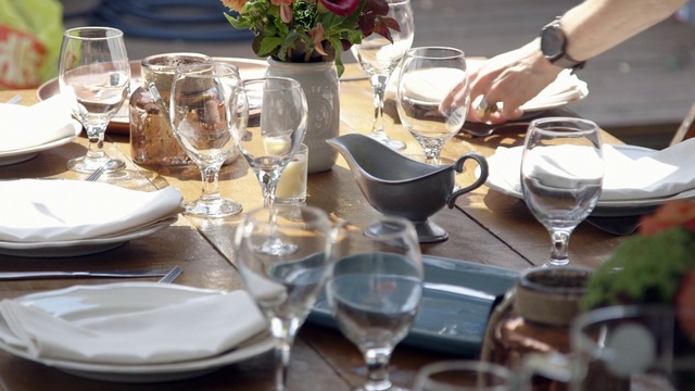 Video Reference: Tableware, Drinkware, Stemware, Dishware, White, Wine glass, Table, Watch, Champagne stemware, Plate