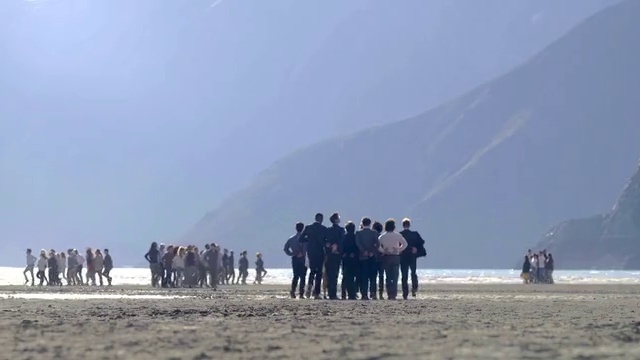 Video Reference: Sky, Water, Gesture, Marines, Atmospheric phenomenon, Horizon, Landscape, Mountain, Soldier, Military organization