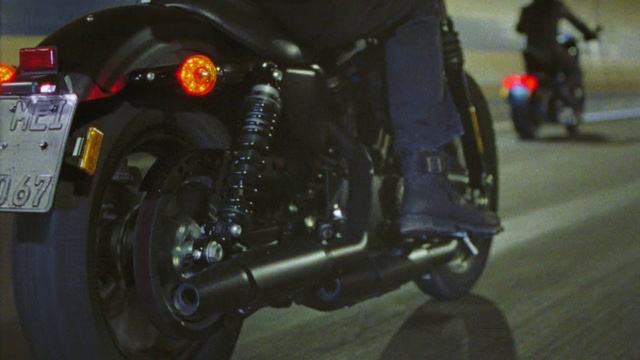 Video Reference: Tire, Vehicle, Automotive lighting, Automotive tire, Wheel, Headlamp, Automotive design, Motor vehicle, Alloy wheel, Hood