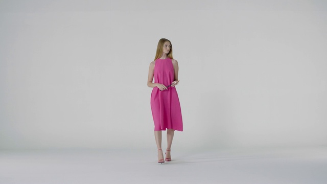 Video Reference: Footwear, Jeans, Outerwear, One-piece garment, Dress, Plant, Sleeve, Knee, Day dress, Waist