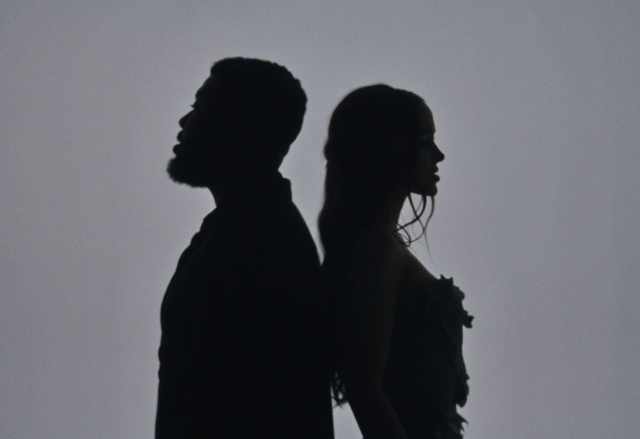 Video Reference: Hairstyle, Sky, Flash photography, Standing, Gesture, Happy, People in nature, Backlighting, Monochrome photography, Darkness