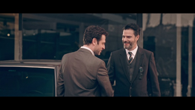 Video Reference: Smile, Flash photography, Gesture, Suit, Tie, Blazer, Happy, Formal wear, Fun, Event