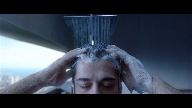 Video Reference: Hair, Head, Water, Shoulder, Eye, Eyelash, Liquid, Flash photography, Jaw, Neck