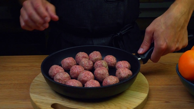 Video Reference: Food, Tableware, Dishware, Recipe, Ingredient, Ragi mudde, Baked goods, Dish, Produce, Finger food