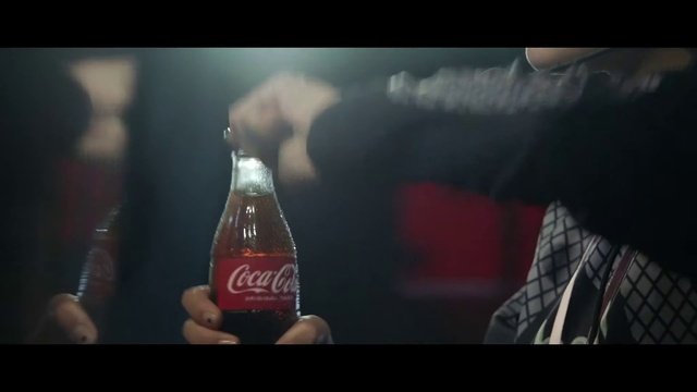 Video Reference: Hand, Bottle, Plant, Liquid, Gesture, Flash photography, Drink, Soft drink, Carbonated soft drinks, Sky