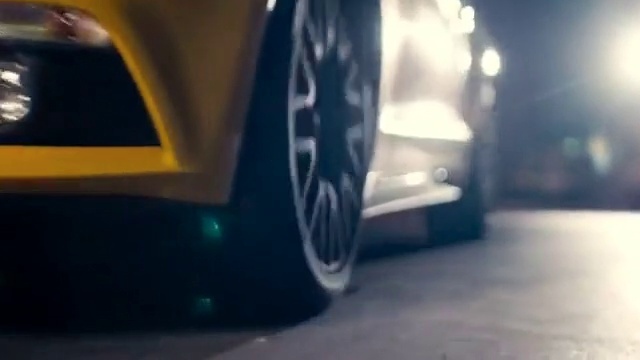 Video Reference: Tire, Wheel, Vehicle, Car, Automotive lighting, Automotive tire, Hood, Automotive tail & brake light, Alloy wheel, Tread