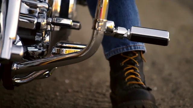 Video Reference: Tire, Bicycle, Bicycles--Equipment and supplies, Wheel, Bicycle wheel, Bicycle frame, Bicycle handlebar, Bicycle tire, Crankset, Automotive tire