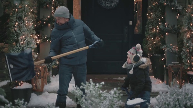 Video Reference: Plant, Christmas tree, Window, Tree, Standing, Snow, Christmas ornament, Freezing, Fun, Event