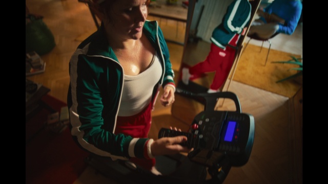 Video Reference: Elbow, Leisure, Audio equipment, Chair, Fun, Recreation, Vest, Event, Sitting, Room