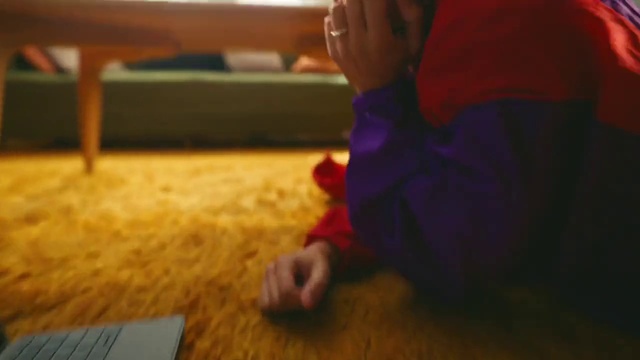 Video Reference: Wood, Flooring, Floor, Comfort, Hardwood, Toddler, Fun, Child, Electric blue, Human leg