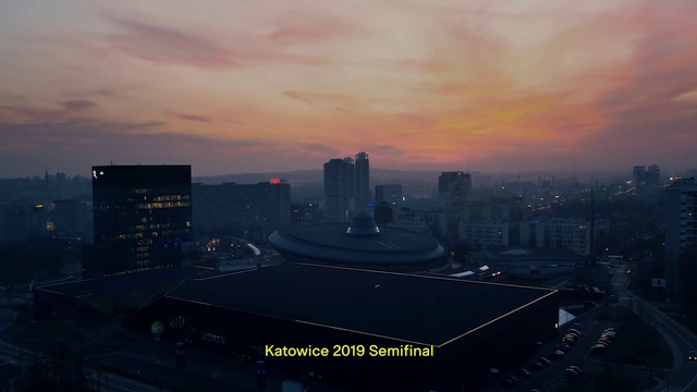 Video Reference: Cloud, Sky, Building, Atmosphere, Skyscraper, Tower block, Urban design, Dusk, Afterglow, Tower