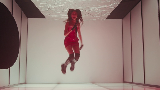 Video Reference: Leg, Textile, Thigh, Knee, Fashion design, Latex clothing, Magenta, Latex, Entertainment, Fashion model