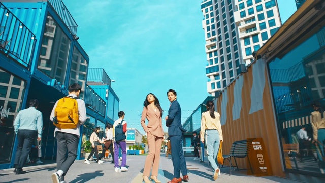 Video Reference: Footwear, Trousers, Building, Daytime, Blue, Window, Plant, Sky, Azure, Infrastructure