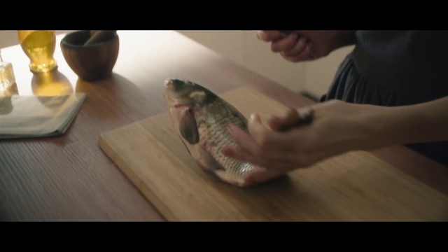 Video Reference: Gesture, Wood, Finger, Fish, Flooring, Thumb, Hardwood, Nail, Table, Fin