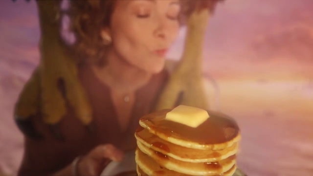 Video Reference: Food, Ingredient, Cuisine, Happy, Dish, Dessert, Sweetness, Baked goods, Macaroon, Junk food