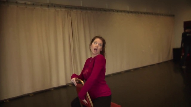 Video Reference: Curtain, Theater curtain, Performing arts, Flash photography, Entertainment, Event, sweatpant, Choreography, Trunk, Magenta