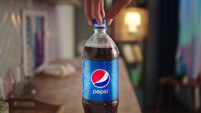 Video Reference: Bottle, Drinkware, Liquid, Plant, Water bottle, Fluid, Plastic bottle, Drink, Glass bottle, Carbonated soft drinks