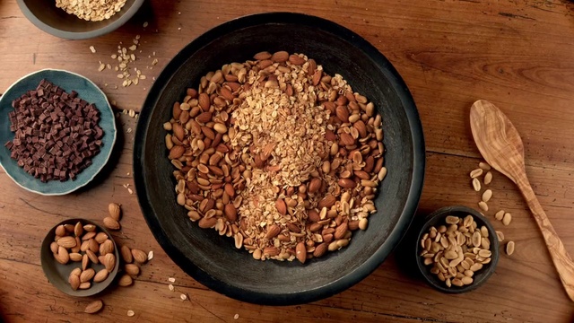 Video Reference: Food, Tableware, Ingredient, Plant, Recipe, Wood, Cuisine, Animal feed, Dish, Apricot kernel