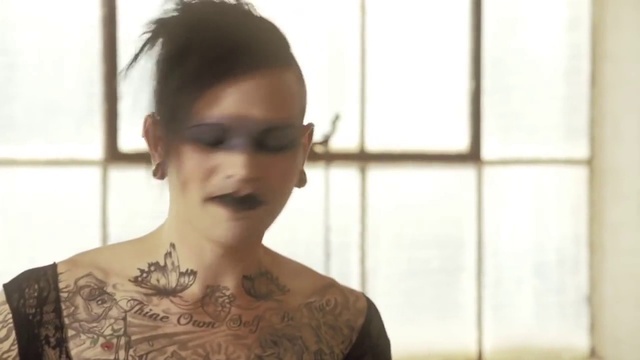 Video Reference: Glasses, Eyelash, Neck, Sleeve, Vision care, Smile, Waist, Fashion design, Street fashion, Jewellery