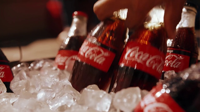 Video Reference: Bottle, Liquid, Drinkware, Solution, Bottle cap, Fluid, Glass bottle, Drink, Plastic bottle, Alcoholic beverage