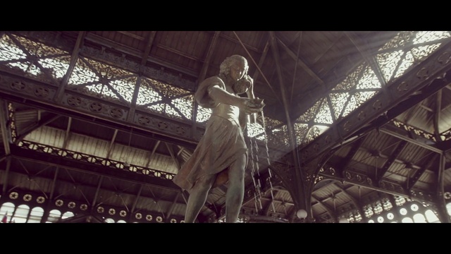 Video Reference: Cloud, Flash photography, Musician, Music, Performing arts, Entertainment, Tints and shades, Electricity, Event, Artist