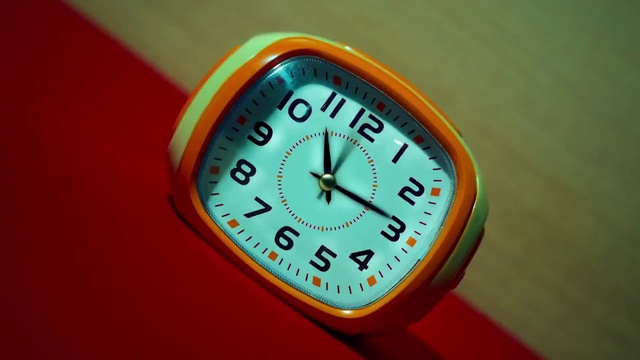 Video Reference: Watch, Clock, Rectangle, Quartz clock, Watch accessory, Analog watch, Font, Gas, Circle, Measuring instrument