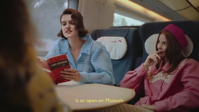 Video Reference: Train, Comfort, Fun, Air travel, Event, Leisure, Passenger, Public transport, Sitting, Conversation