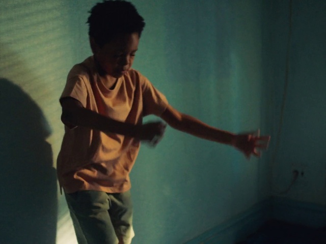 Video Reference: Shoulder, Sleeve, Flash photography, Gesture, Elbow, Happy, T-shirt, Tints and shades, Fun, Knee