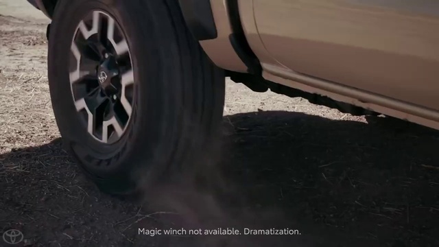 Video Reference: Tire, Wheel, Automotive tire, Vehicle, Tread, Synthetic rubber, Hubcap, Car, Automotive lighting, Alloy wheel