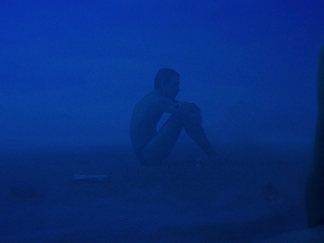 Video Reference: Water, Underwater diving, Underwater, Sky, Recreation, Electric blue, Horizon, Mist, Marine biology, Landscape